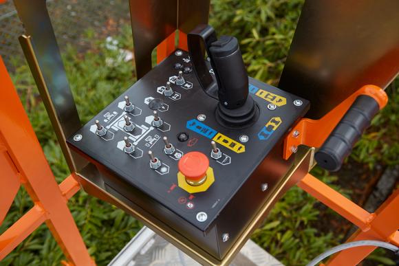 17-snorkel-rt-scissor-upper-control-box_0