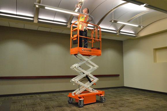 2-snorkel-s3010p-indoor-maintenance-application