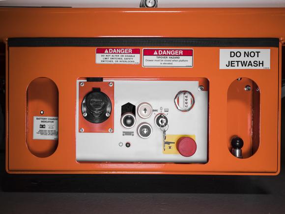 6-snorkel-push-scissor-recessed-lower-controls
